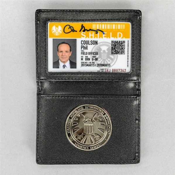 Clark Gregg Autographed Agents of SHIELD Agent Phil Coulson ID Badge With Agents of S.H.I.E.L.D. Wallet