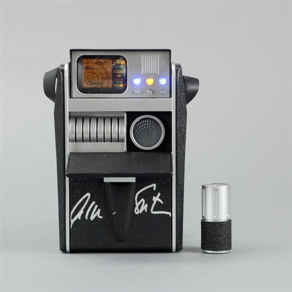 William Shatner Autographed Star Trek Prop Replica 1:1 Scale Tricorder